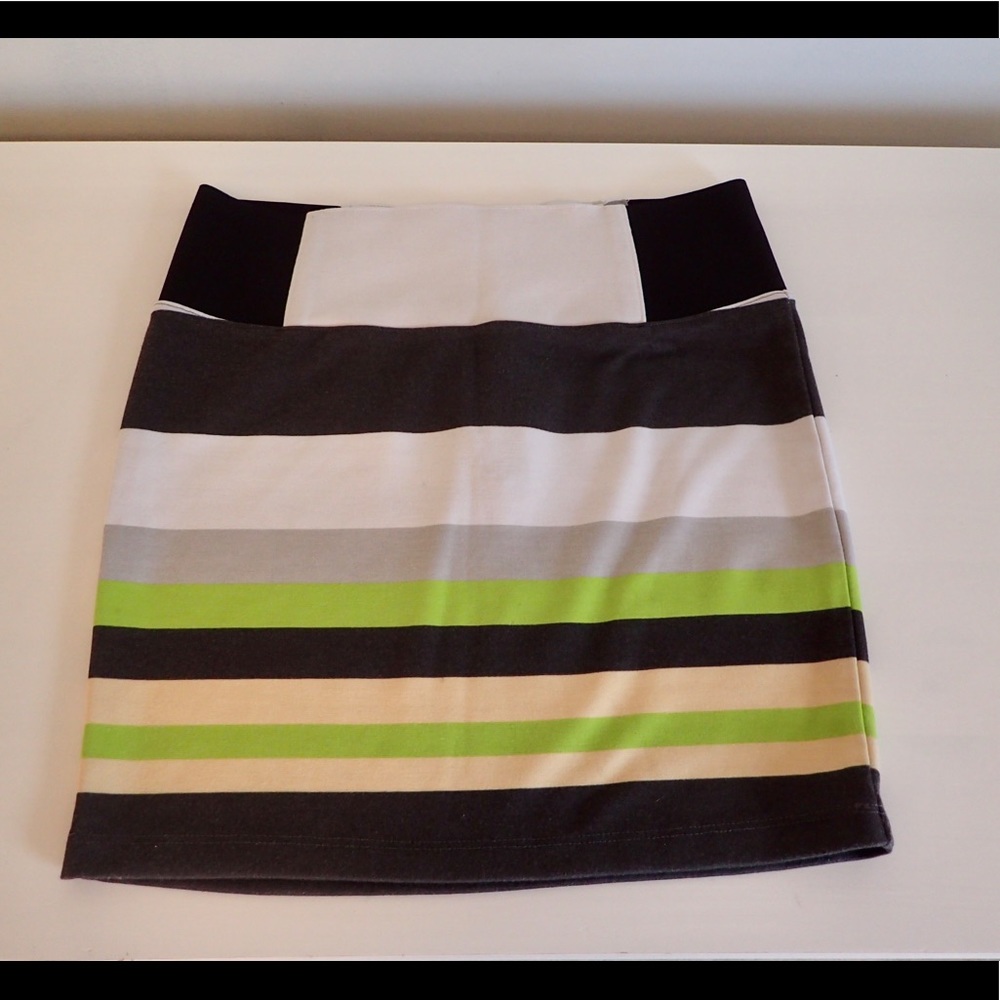 Charlotte Russe Colorblock Skirt Size - M